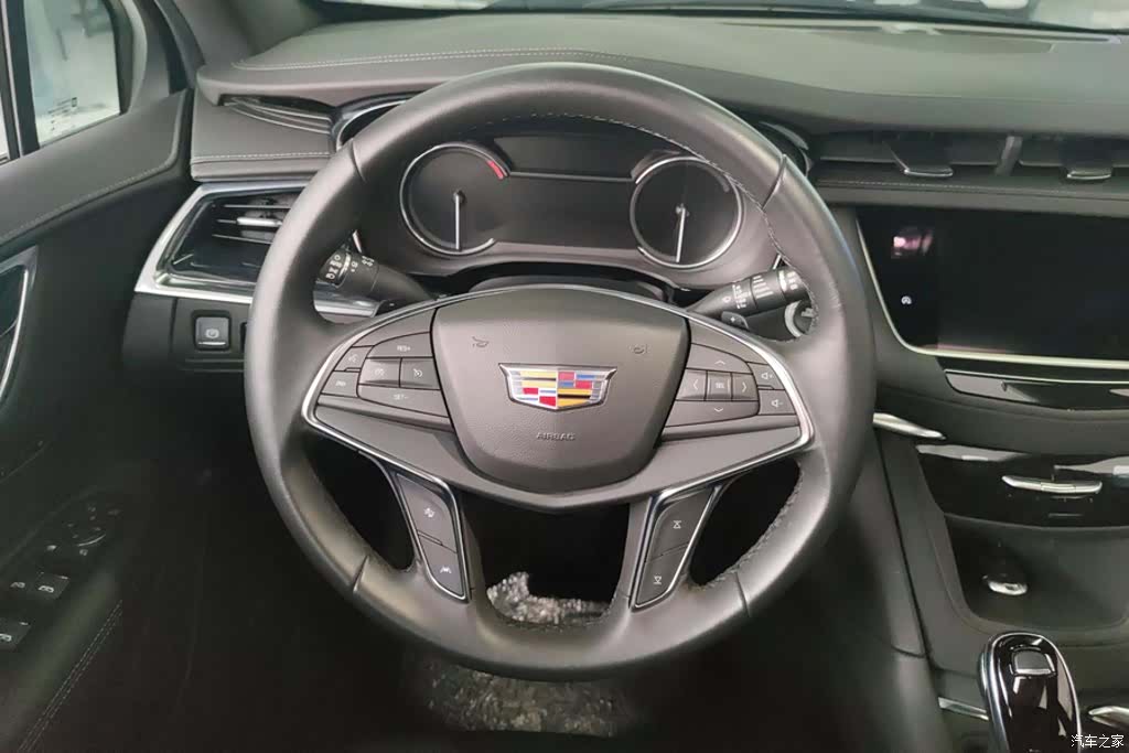 Cadillac XT5, 2024 15