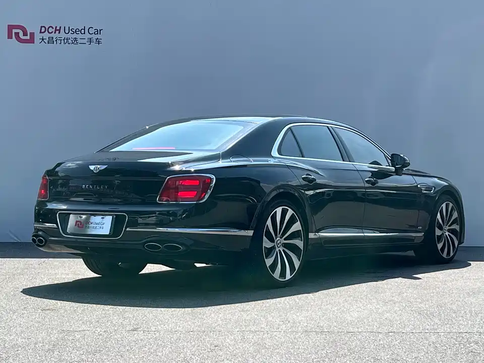 Bentley Flying
