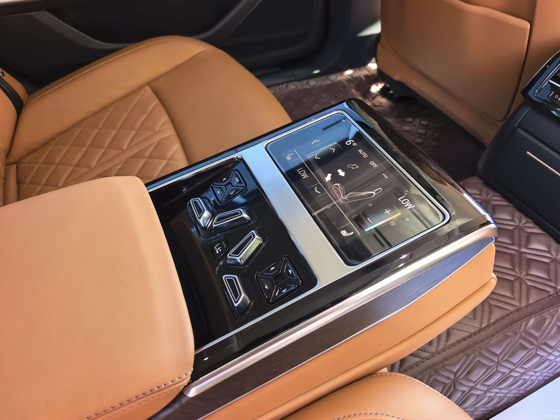 Audi A8L, 2024 14