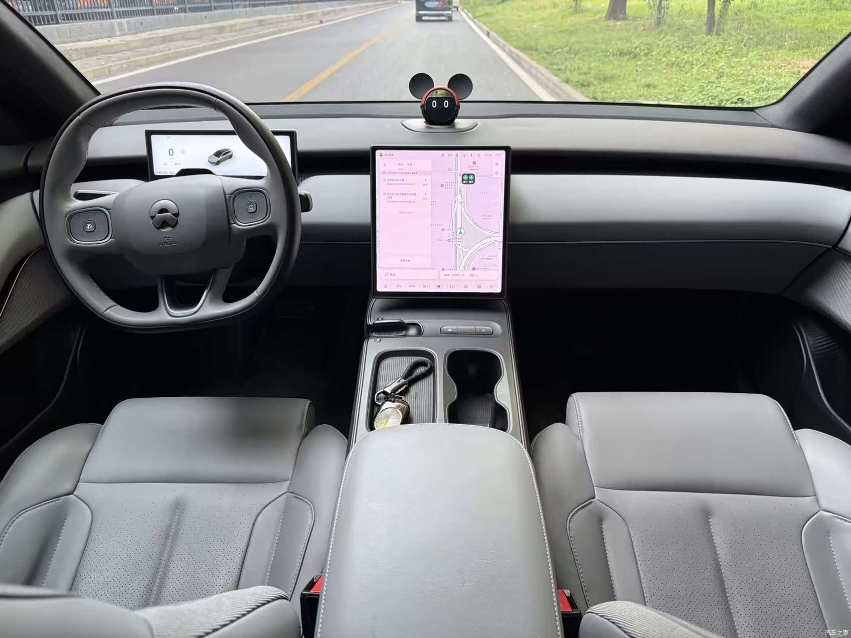 NIO ET5, 2024 6