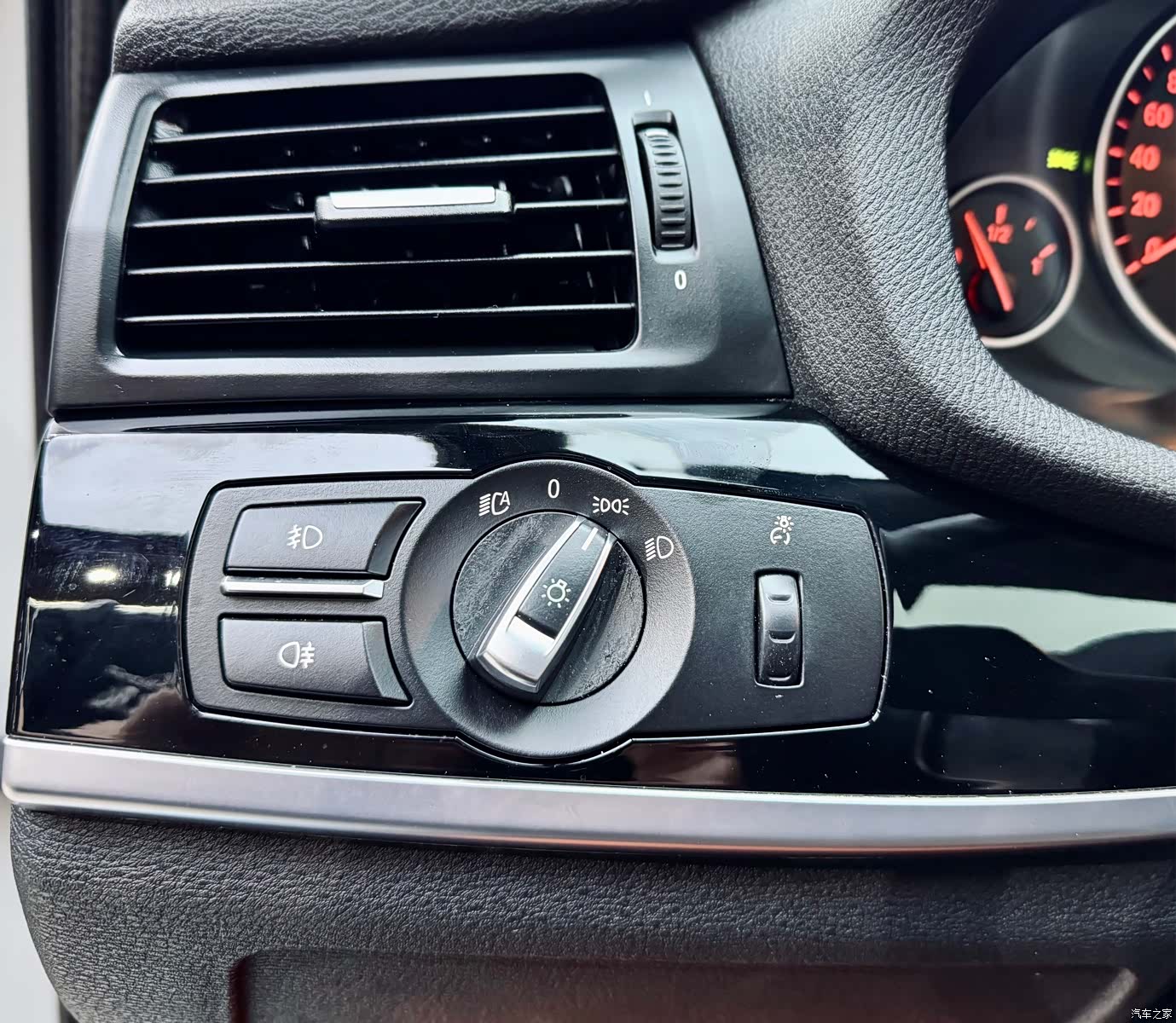 BMW X4, 2015 12