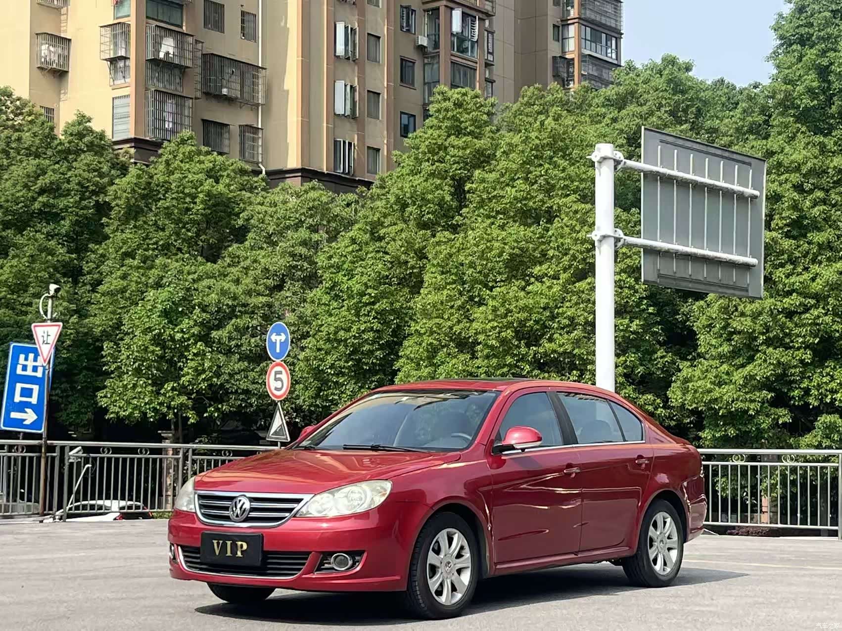Volkswagen Lavida, 2011 1