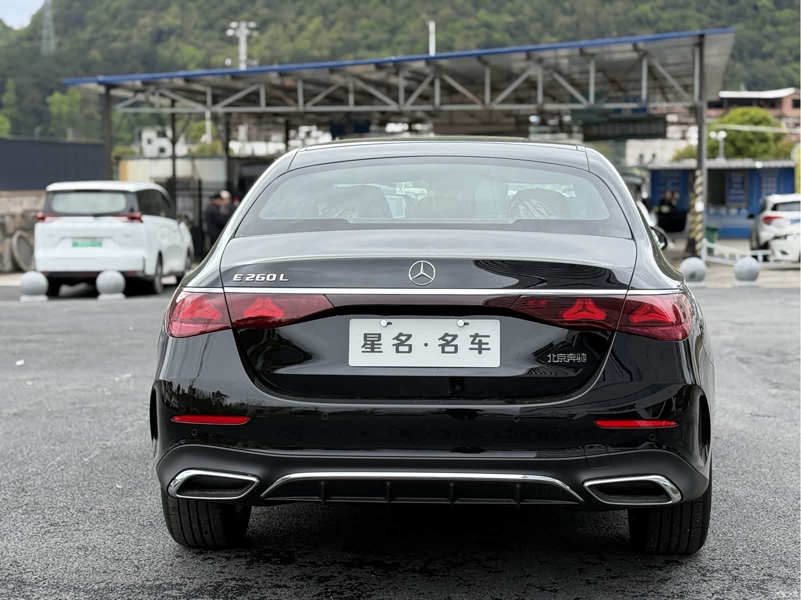 Mercedes-Benz E-Class, 2026 10