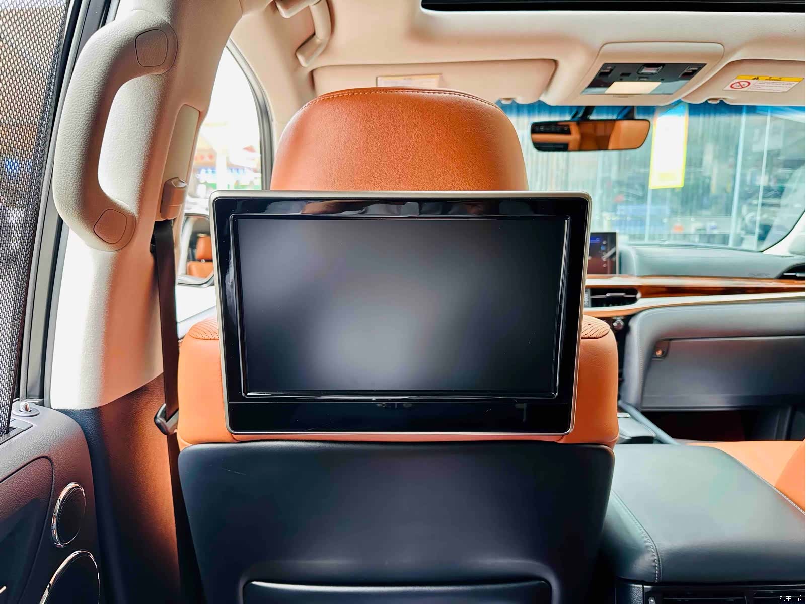 Lexus LX, 2021 14