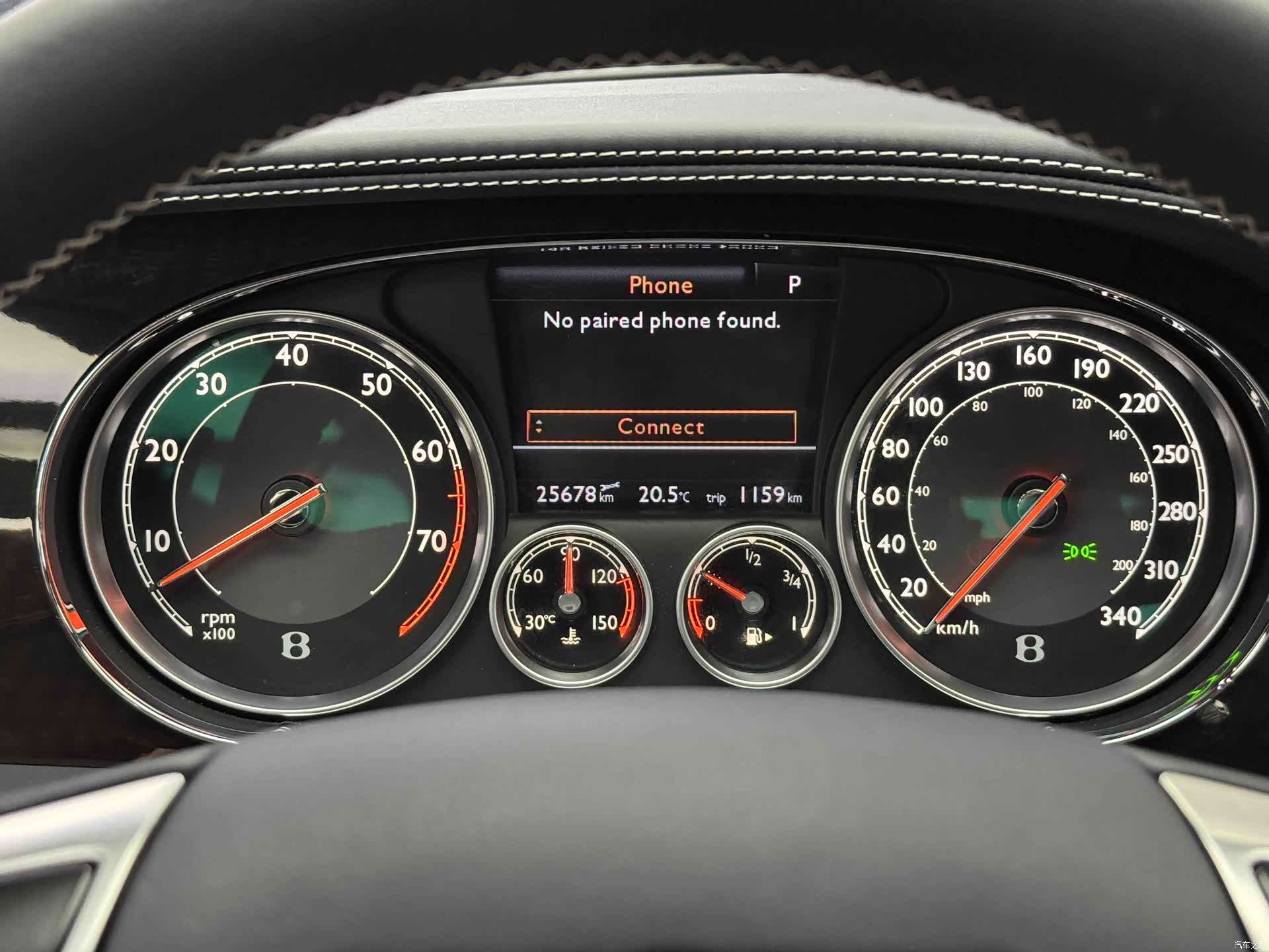Bentley Continental GT, 2015 10