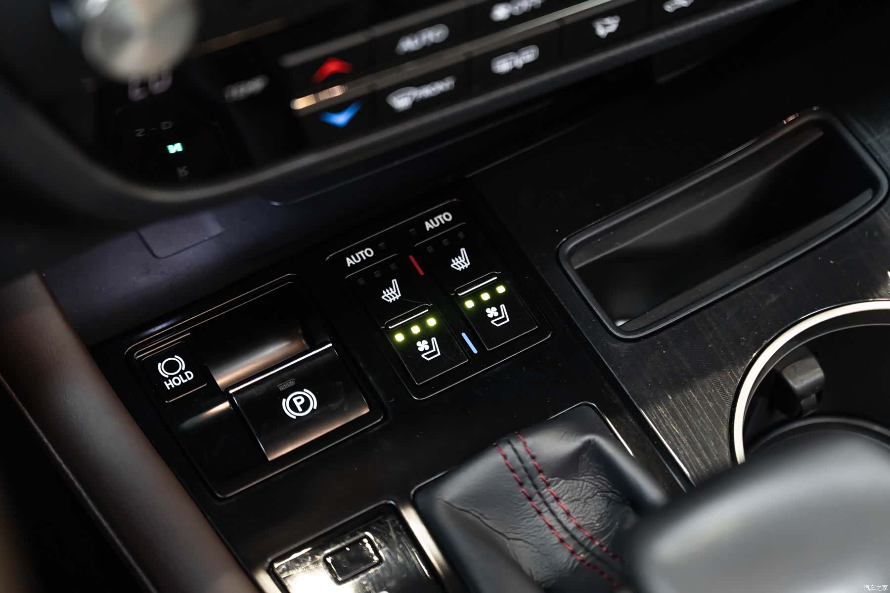 Lexus RX, 2023 22