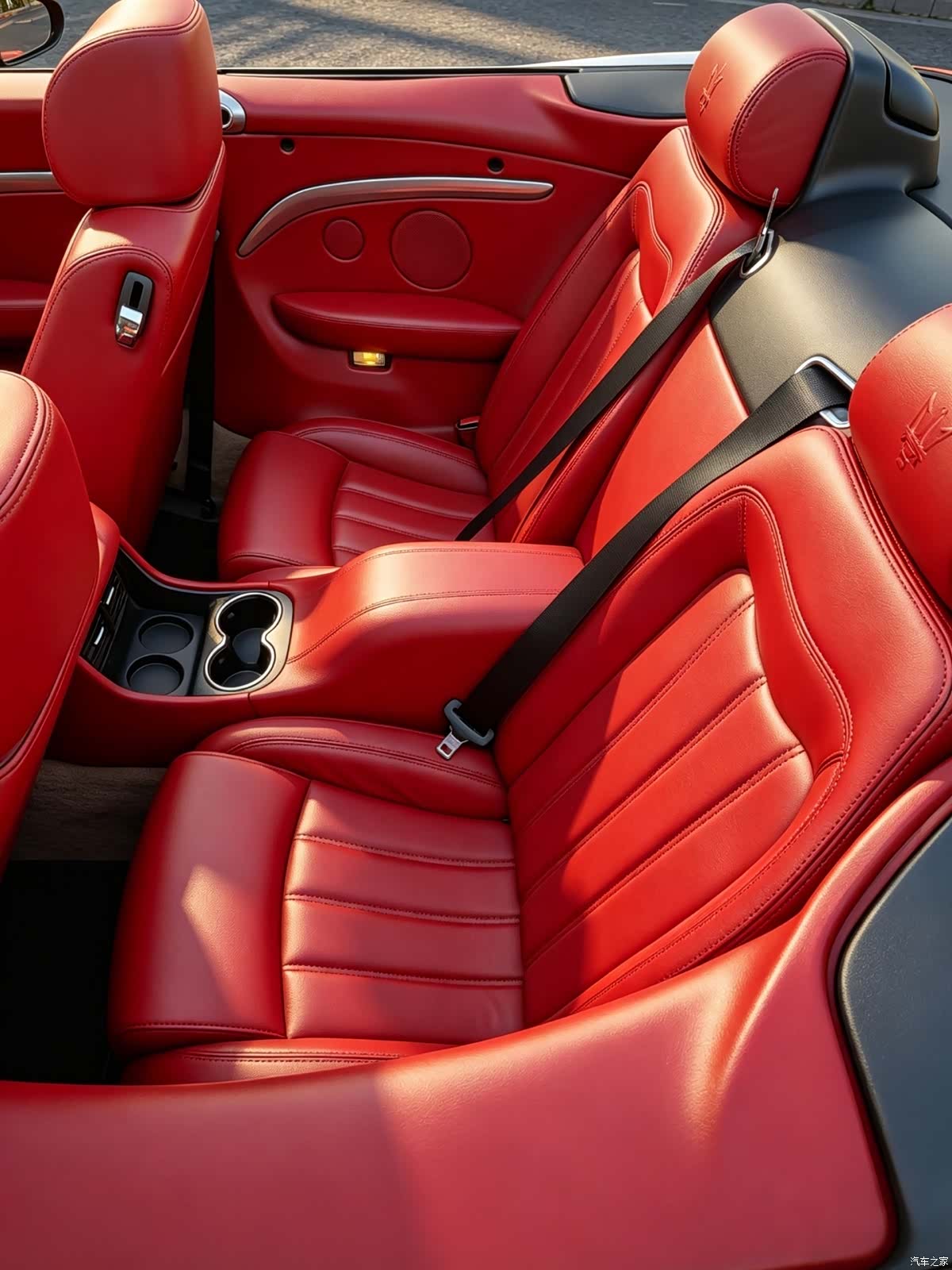 Maserati GranCabrio, 2012 6