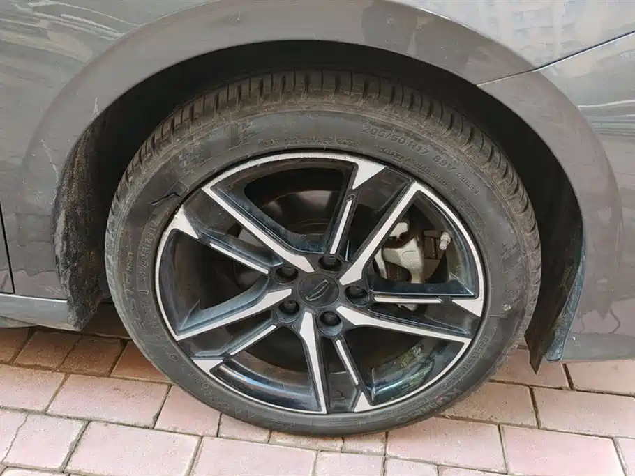 Geely Binrui