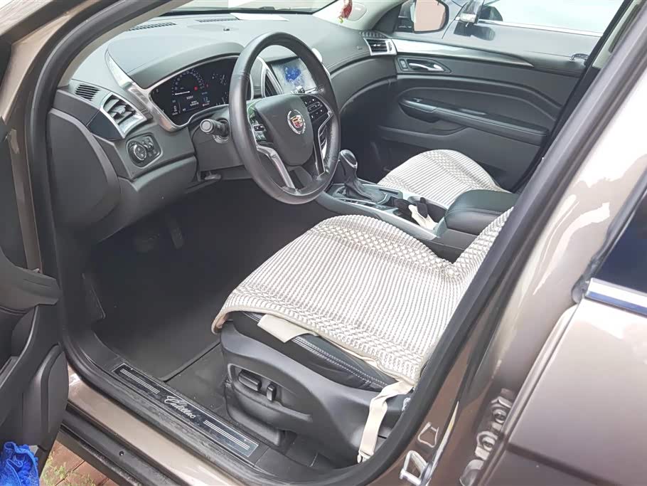 Cadillac SRX