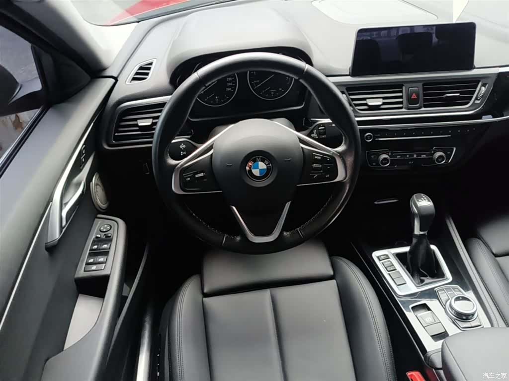 BMW 1 Series, 2017 11