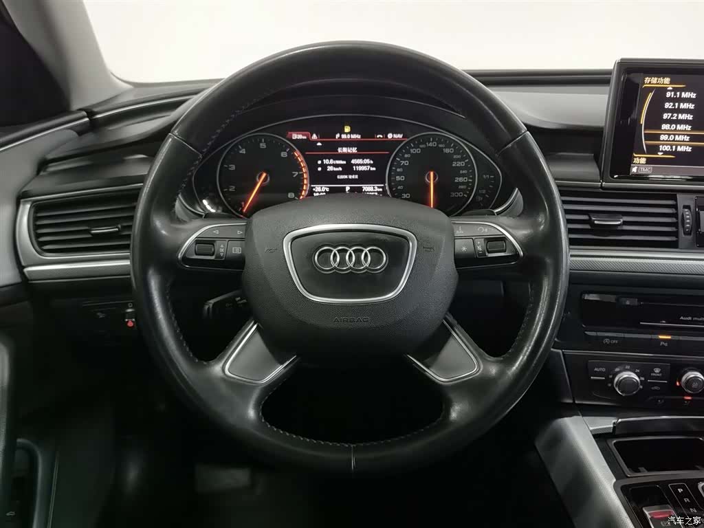 Audi A6L, 2015 11
