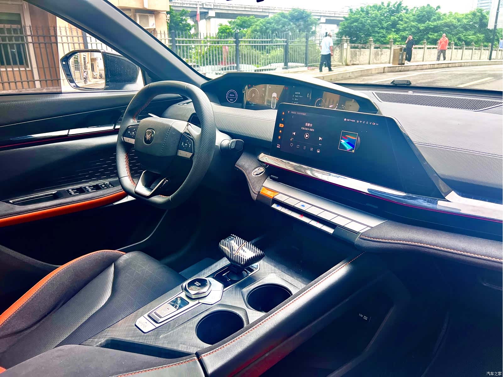 Changan UNI-V, 2022 16
