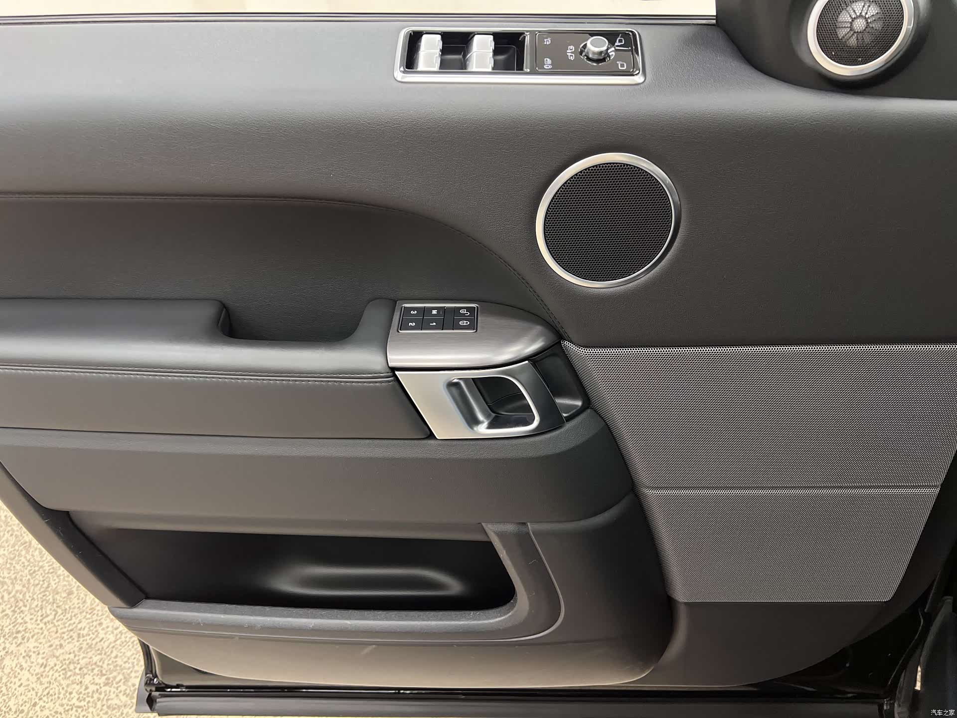 Land Rover Range Rover, 2020 11