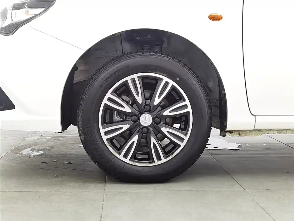 BYD F3