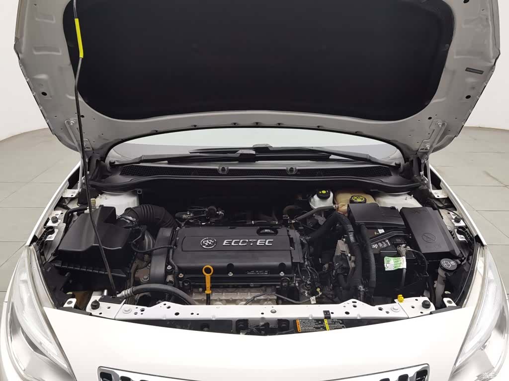 Buick XT, 2014 6