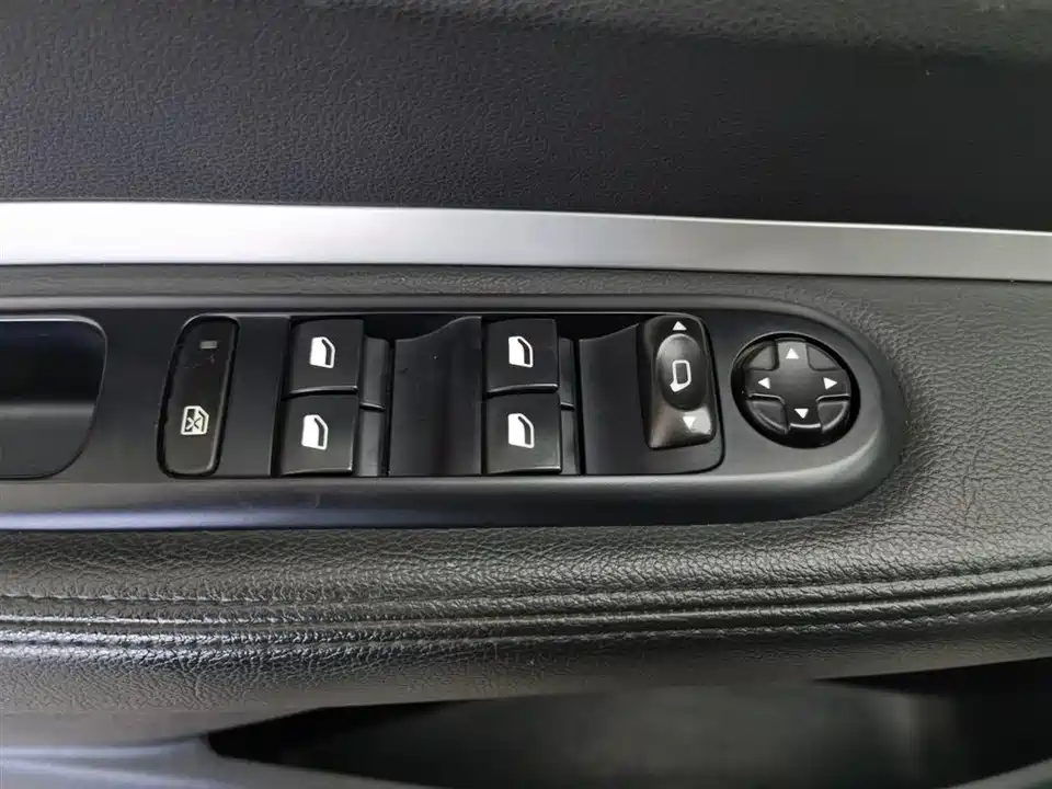Peugeot 3008 Peugeot 3008