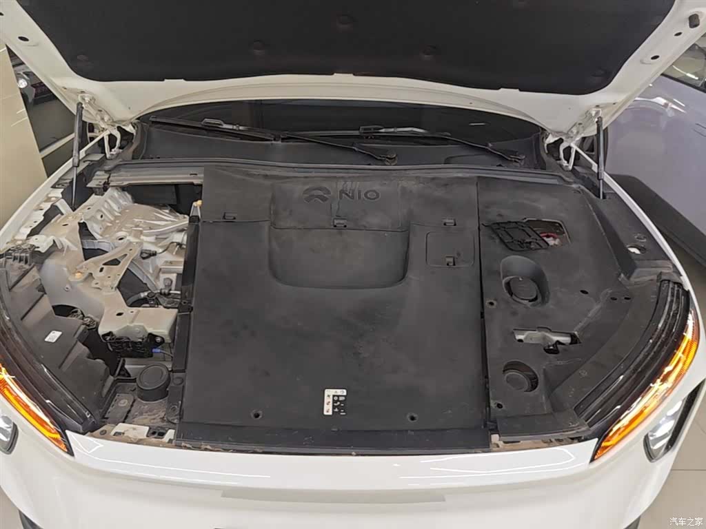 NIO ES6, 2024 20