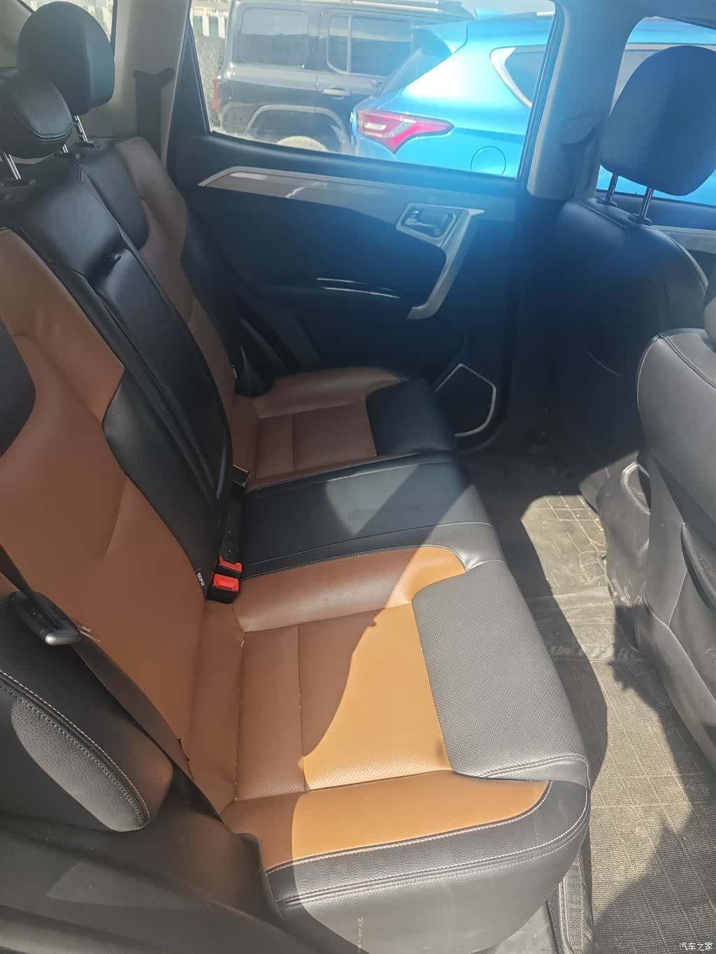 Geely X6, 2017 13