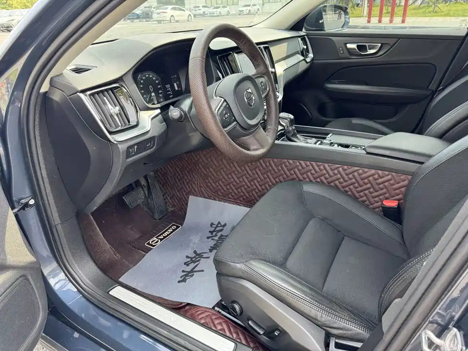 Volvo S60