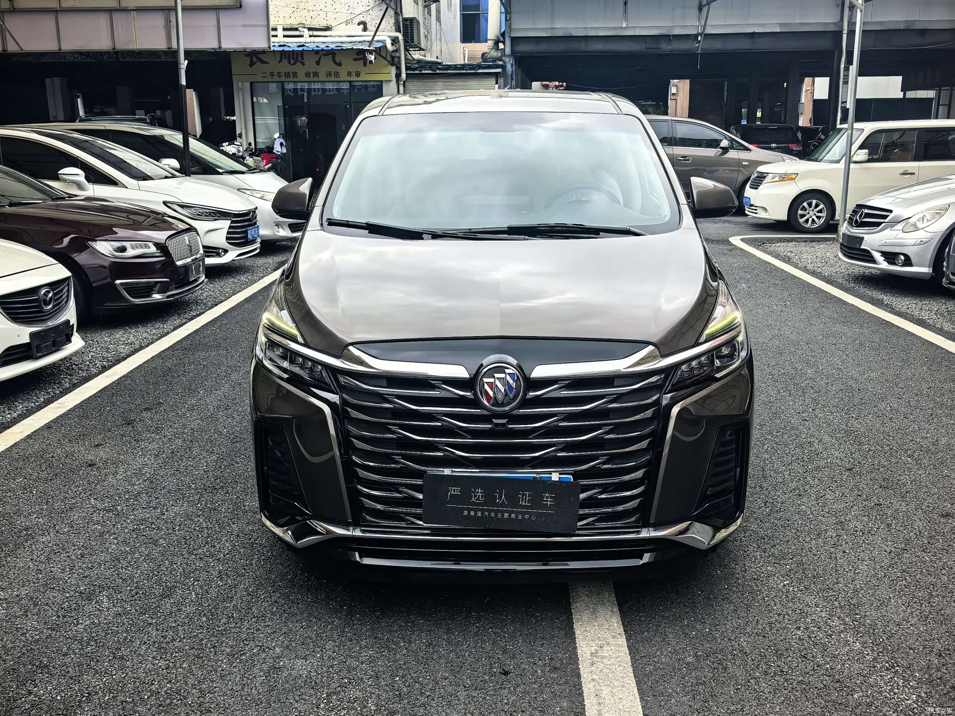 Buick GL8, 2024 все фото