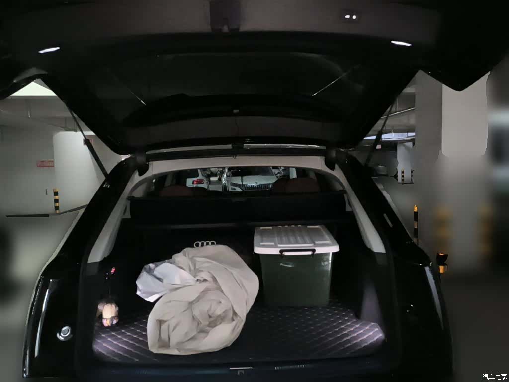 Audi Q7, 2023 20