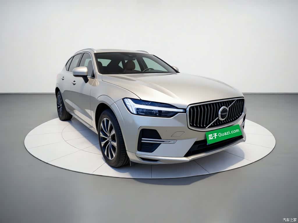 Volvo XC60, 2022 3