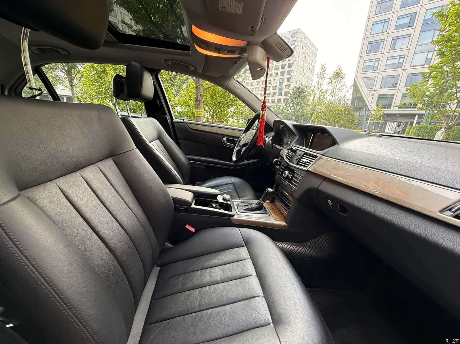 Mercedes-Benz E-Class, 2010 9