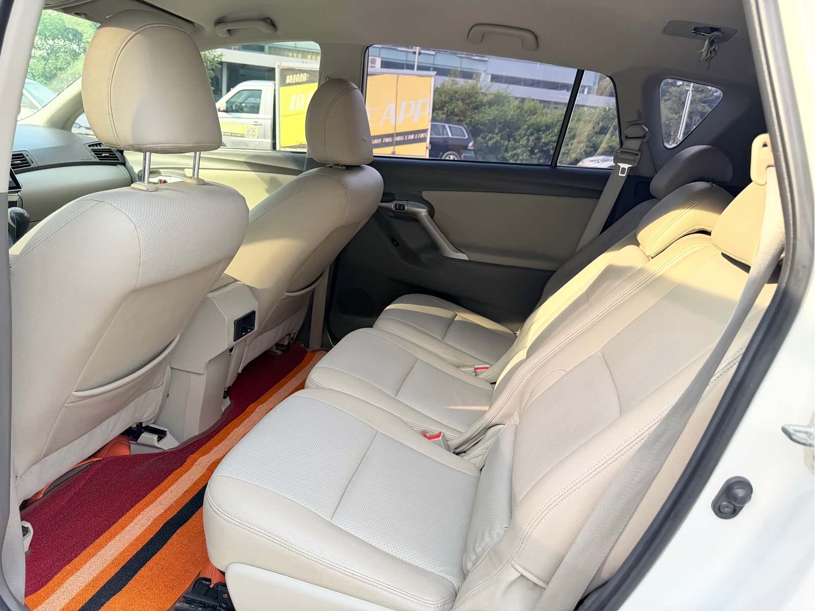 Toyota 180E, 2013 10