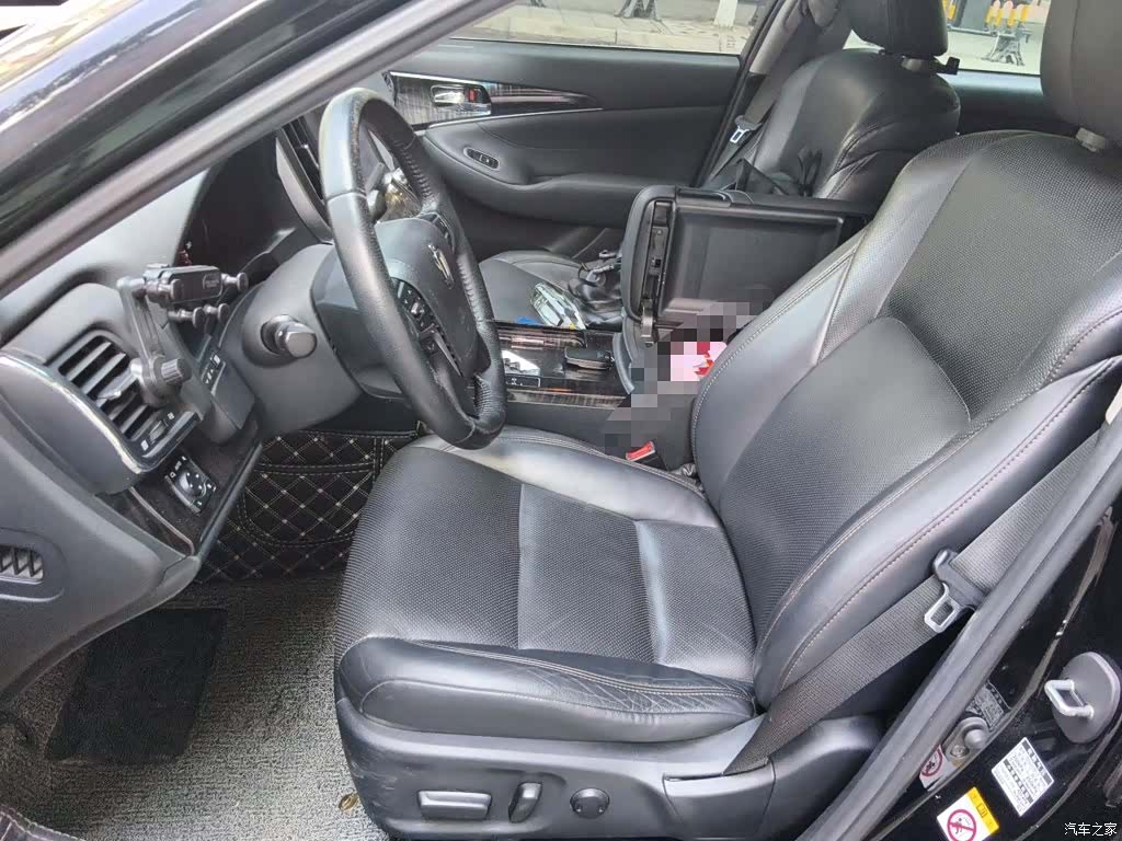 Toyota Crown, 2015 16