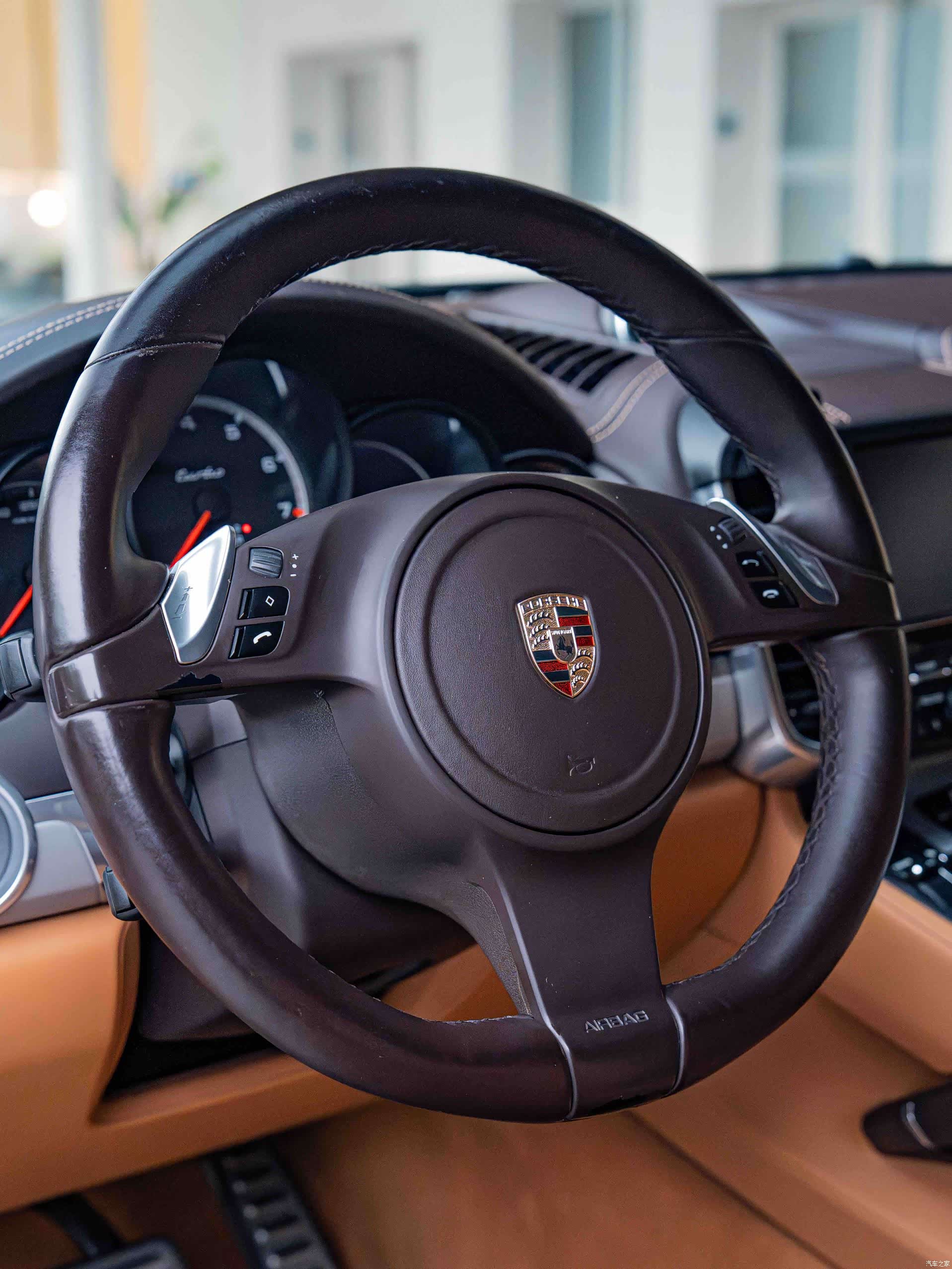 Porsche Cayenne, 2011 13