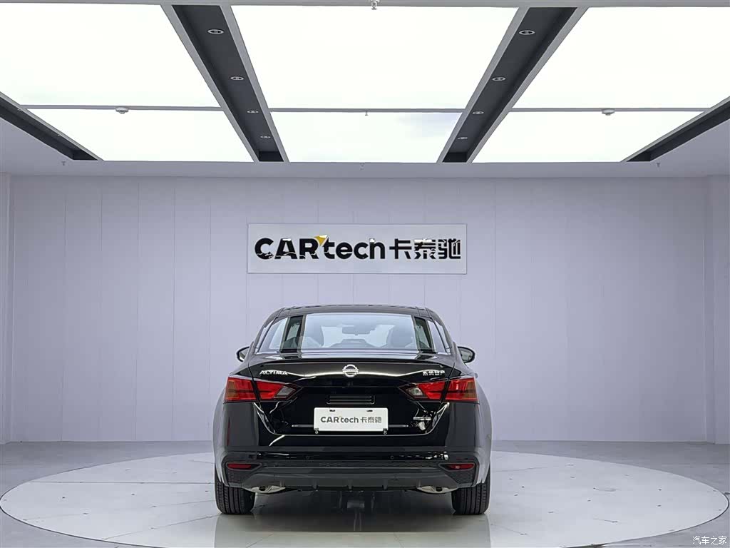 Nissan Teana, 2026 13