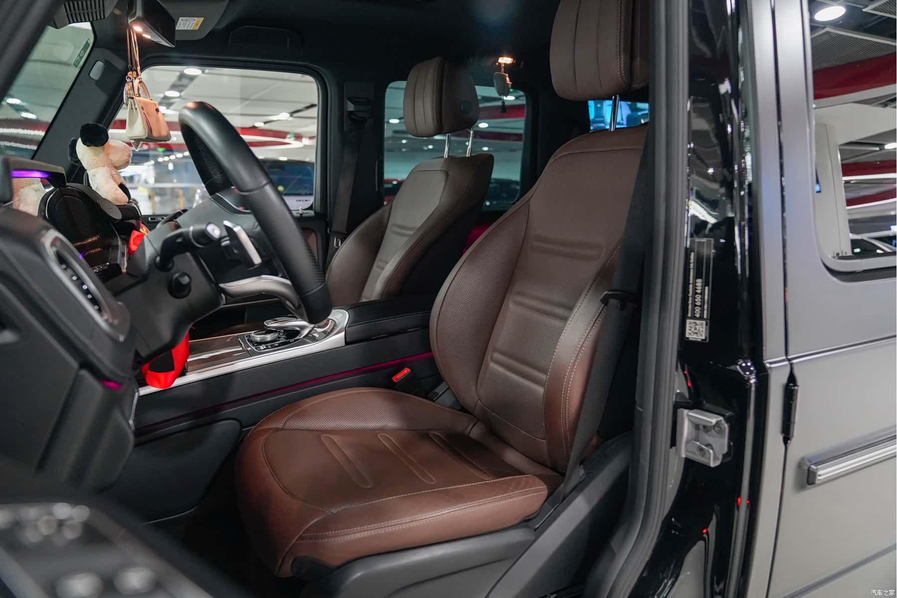 Mercedes-Benz G-Class, 2019 12