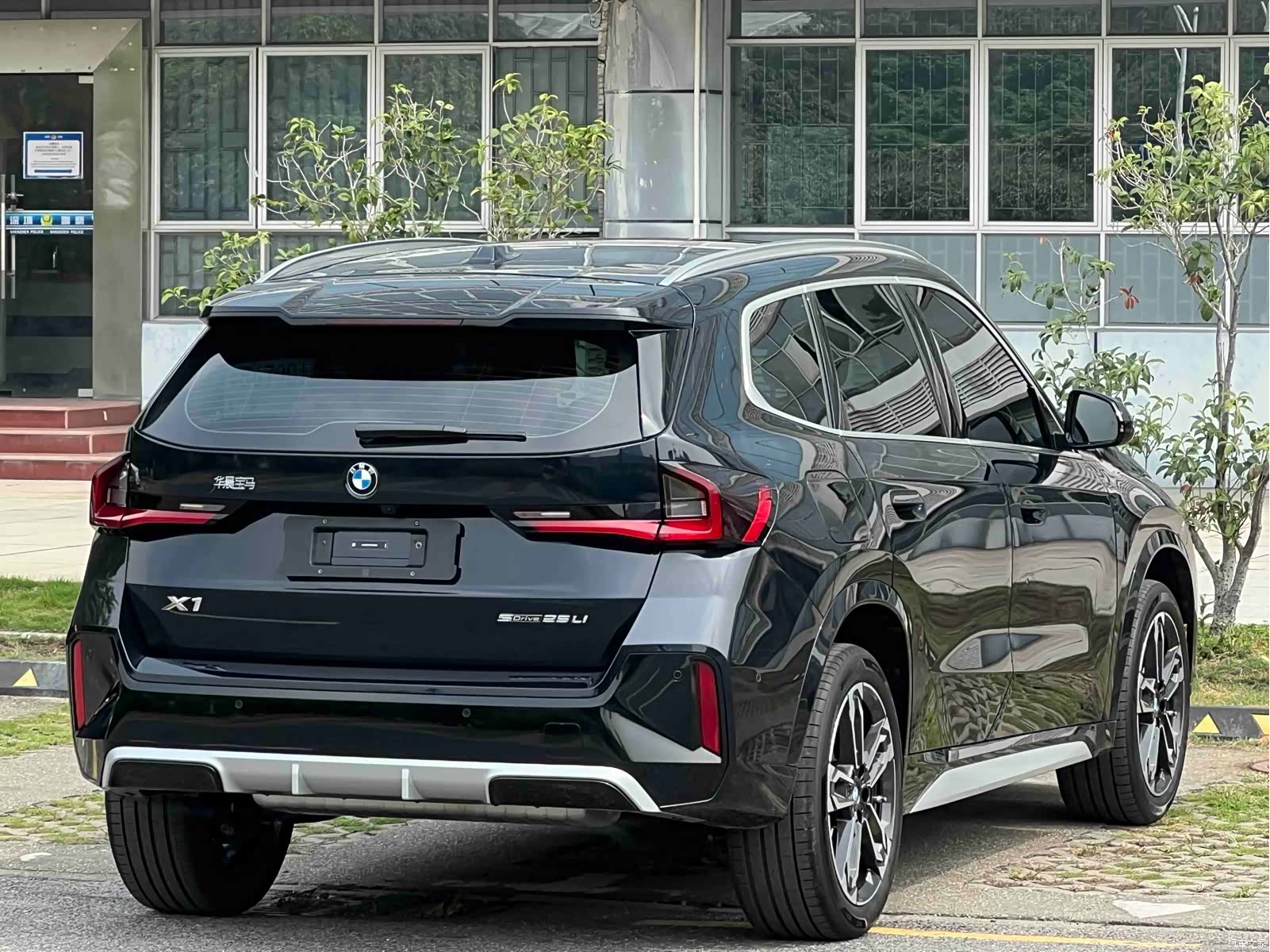 BMW X1, 2026 4