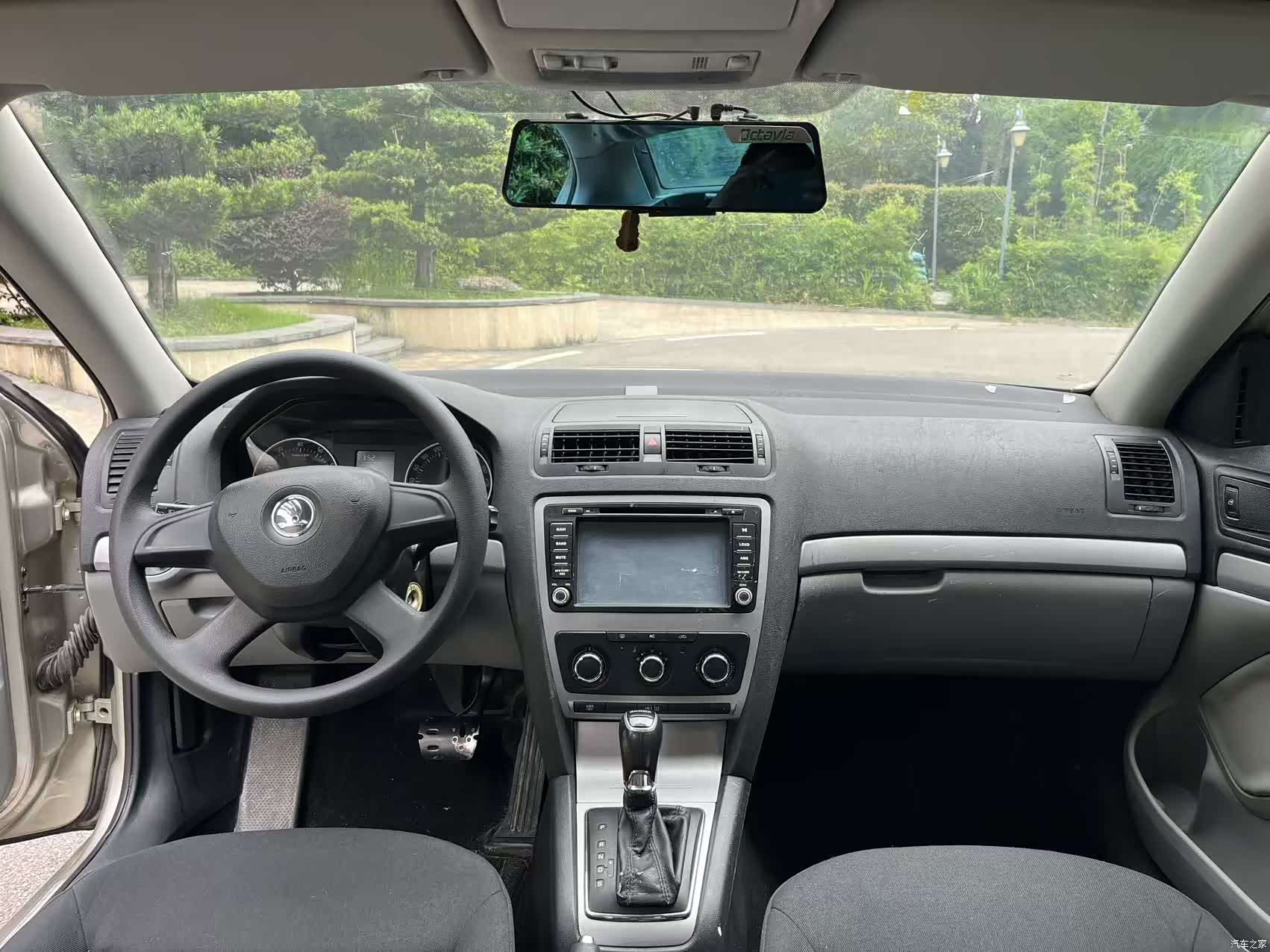Skoda Octavia, 2014 9