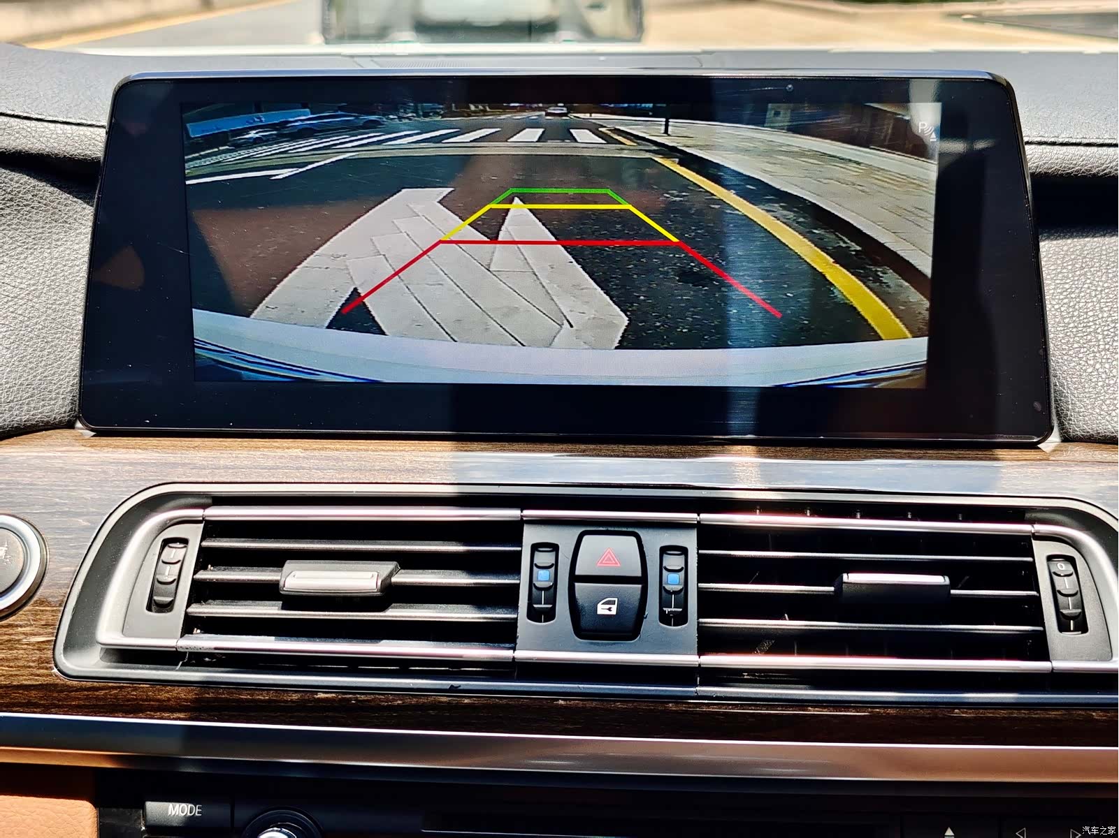 BMW 7 Series, 2011 21