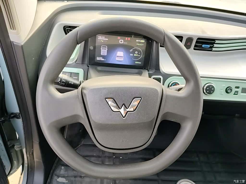 Wuling MINIEV, 2020 7