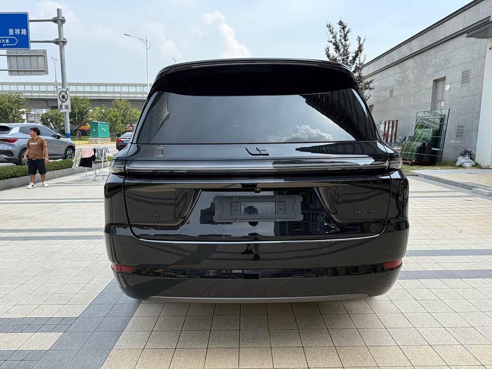 Li Auto Ideal L9