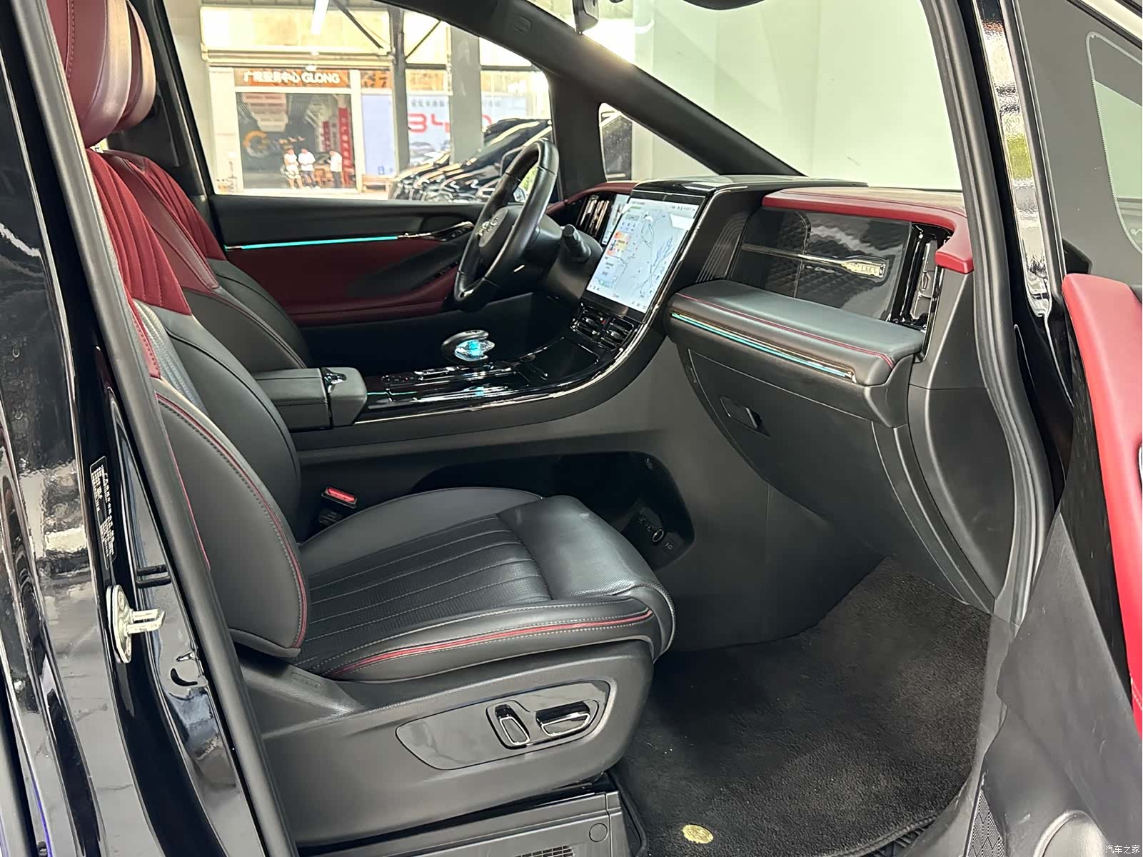 Trumpchi M8, 2023 12