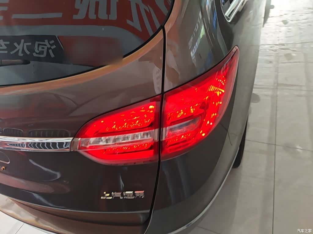 Buick GL8, 2019 8