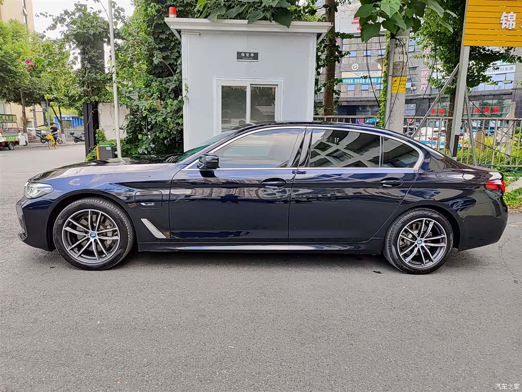 BMW 5 Series, 2021 3