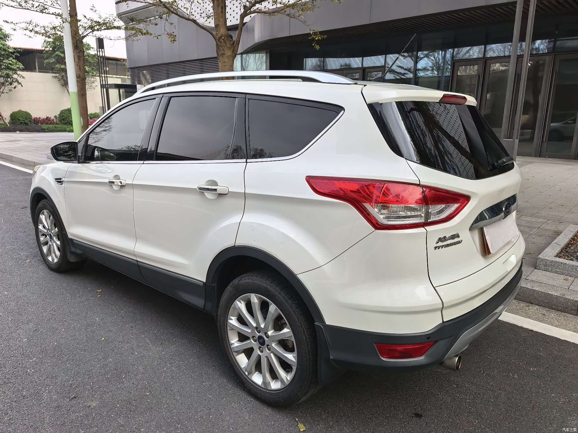 Ford Kuga, 2016 4