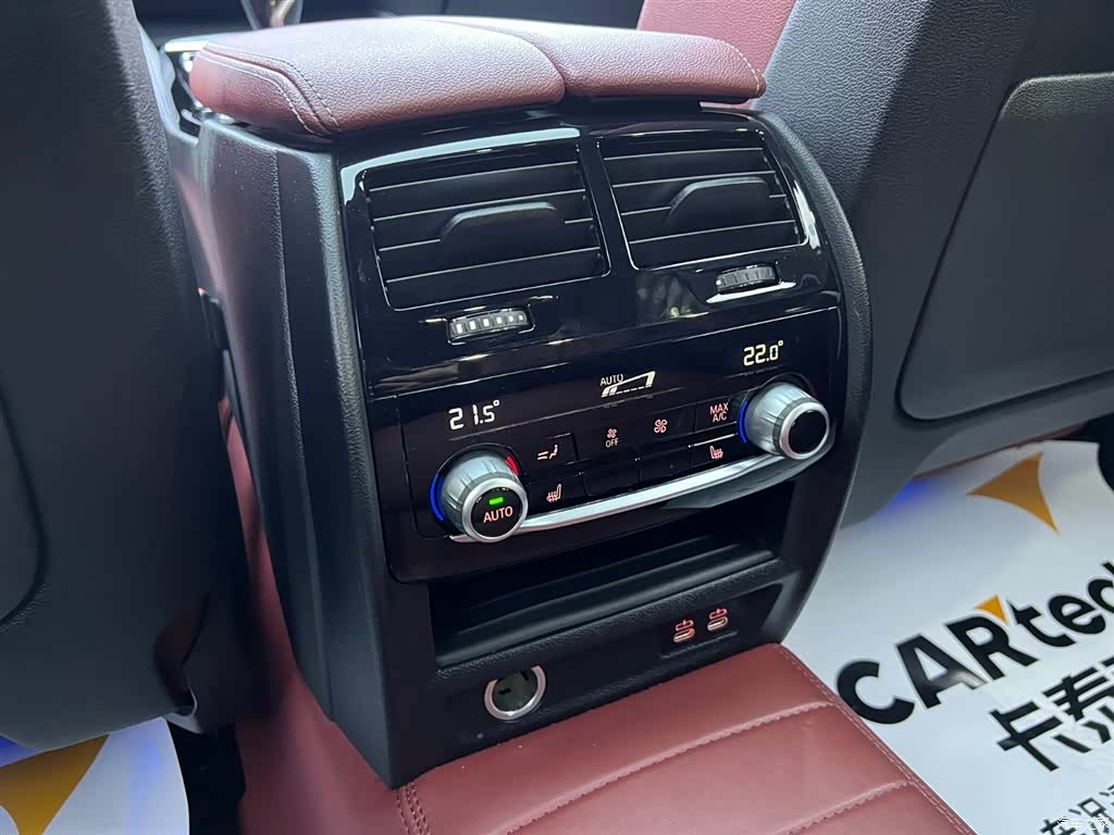 BMW 5 Series, 2022 22