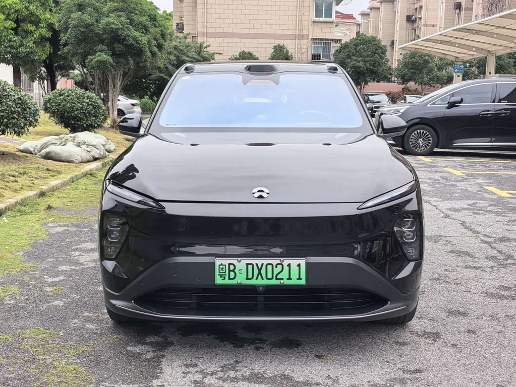 NIO EC7
