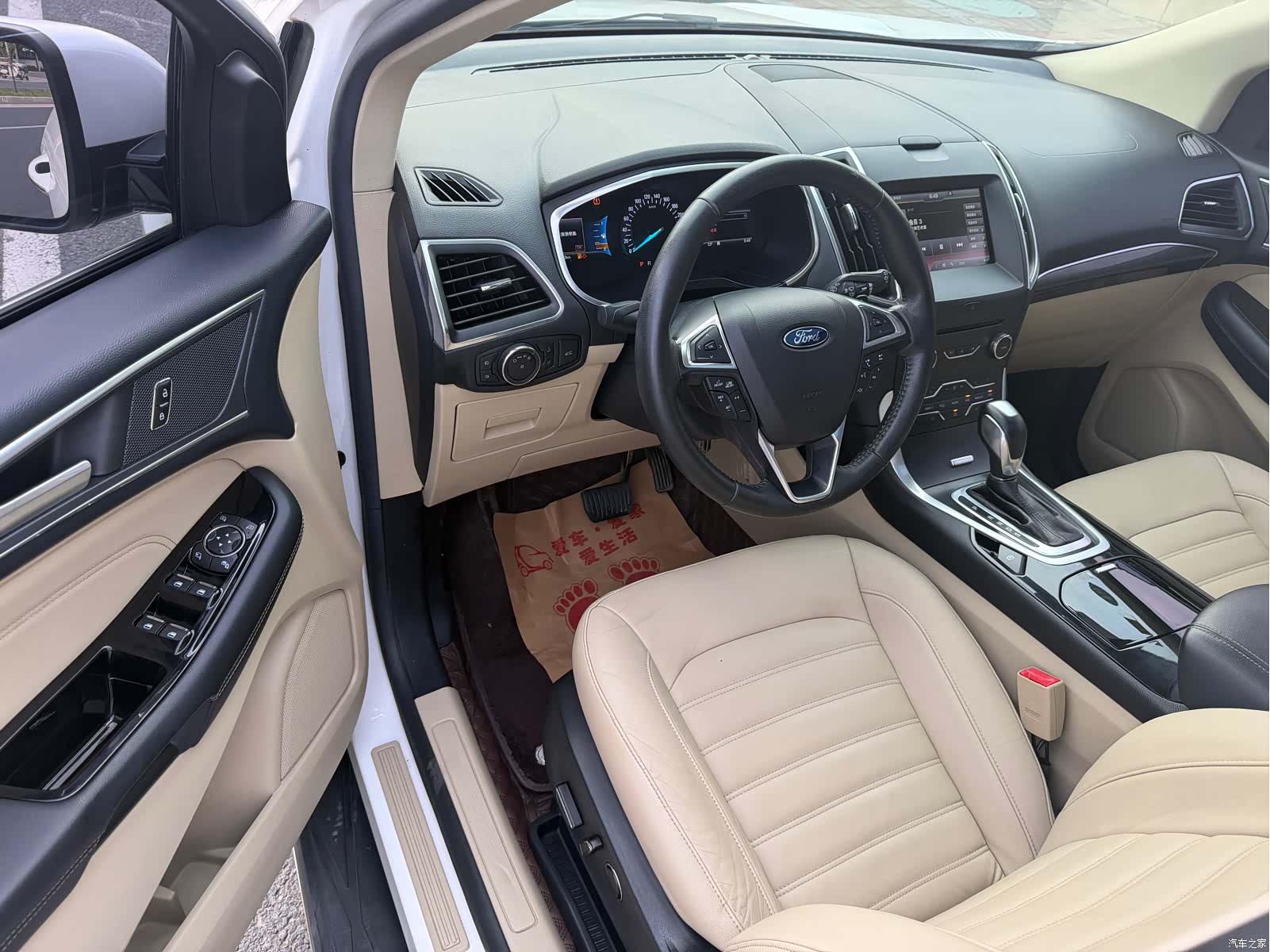 Ford Edge, 2015 3