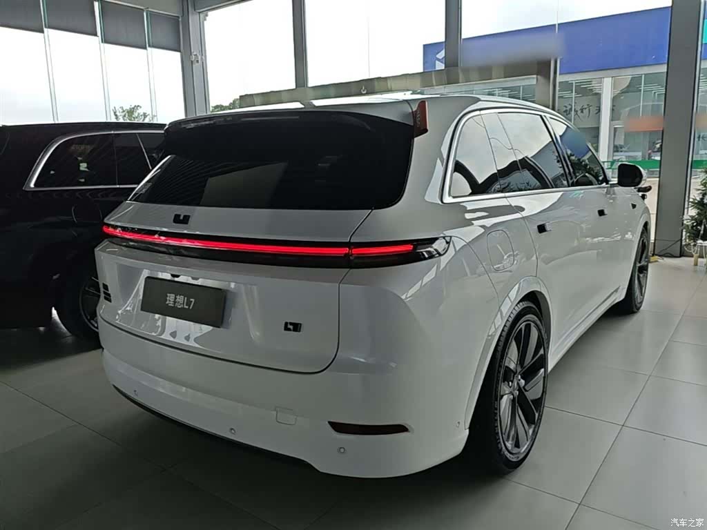 Li Auto L7, 2024 6