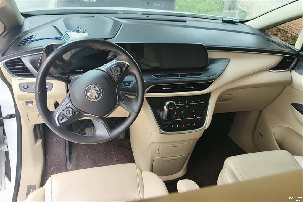Buick GL8, 2023 12
