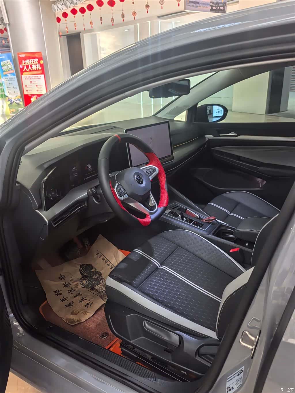 Volkswagen Golf, 2025 все фото