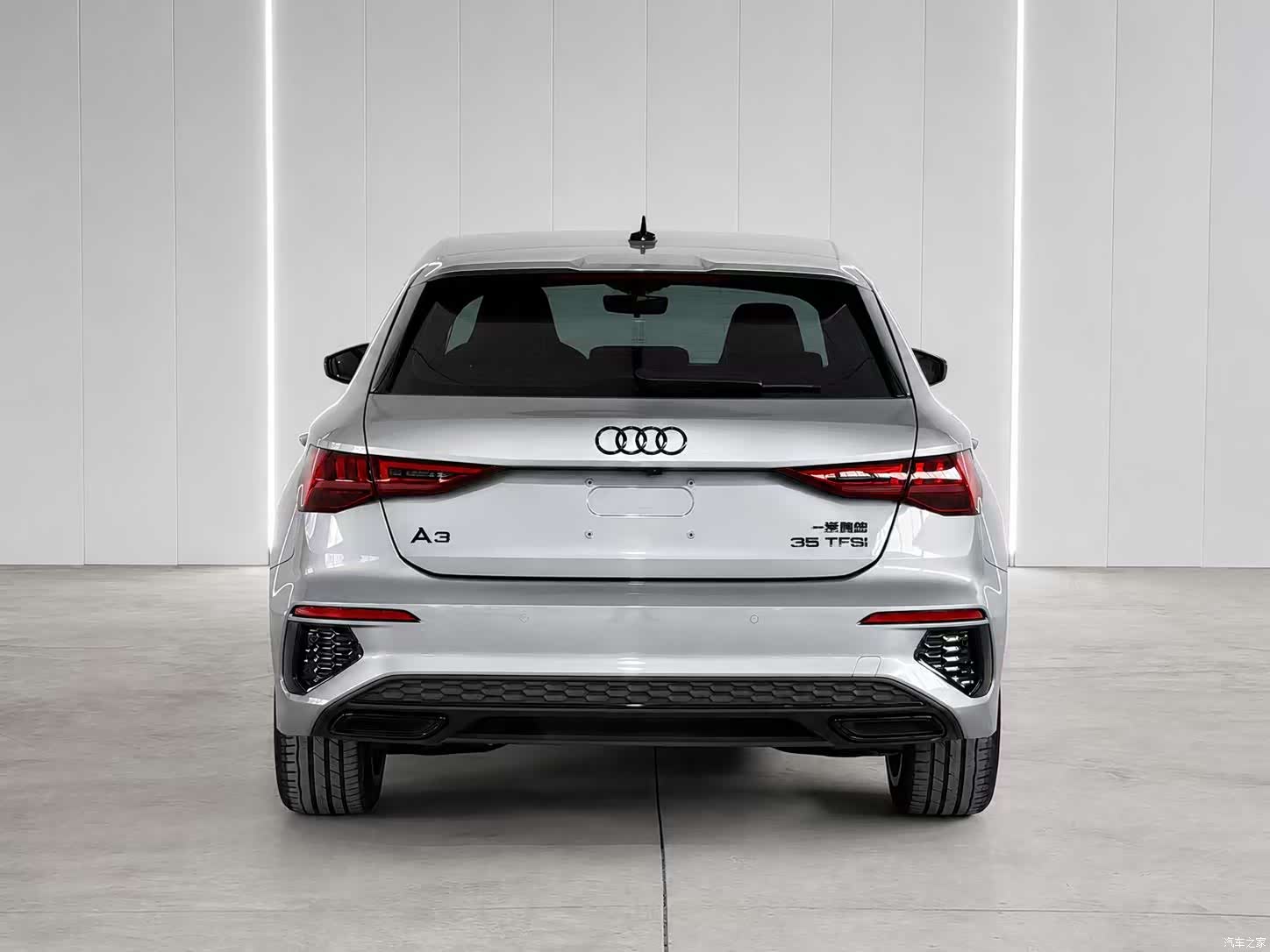 Audi A3, 2023 все фото