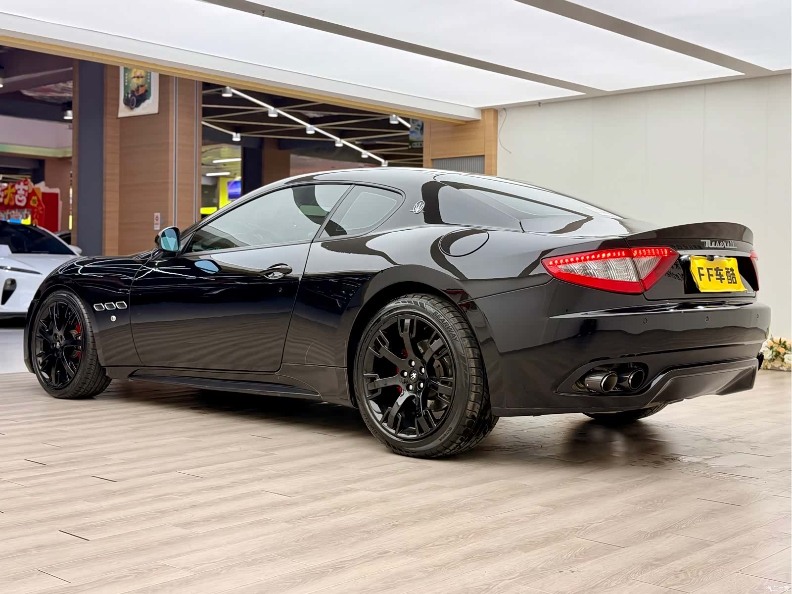 Maserati GranTurismo, 2015 11