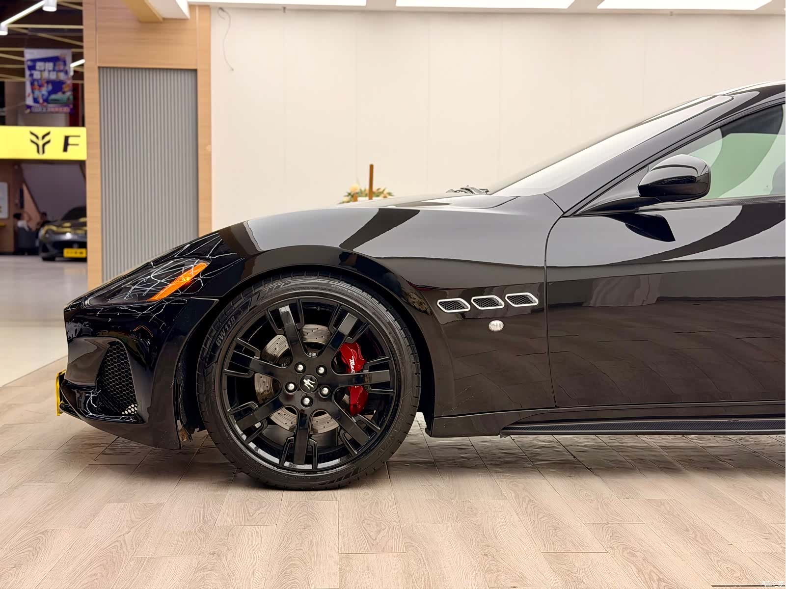 Maserati GranTurismo, 2015 8